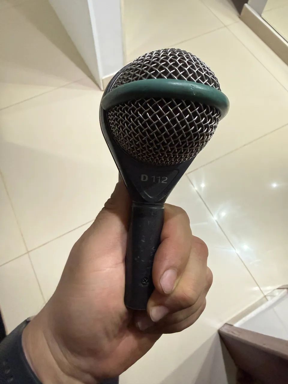 Microfone de bumbo/surdo AKG D112