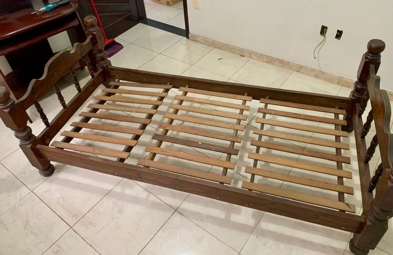 Cama de solteiro em madeira  - Foto 3