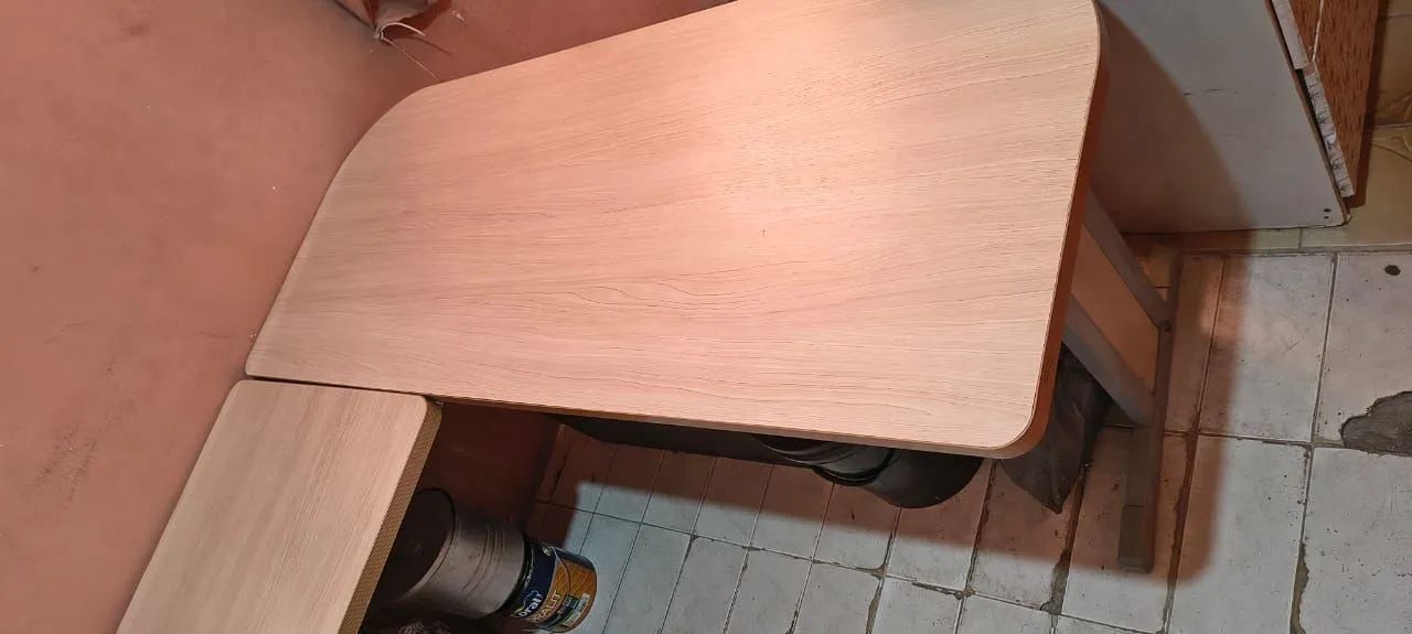 Mesa de escritório semi nova - Foto 4
