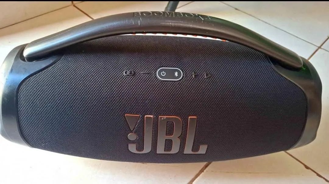 JBL Boombox 3