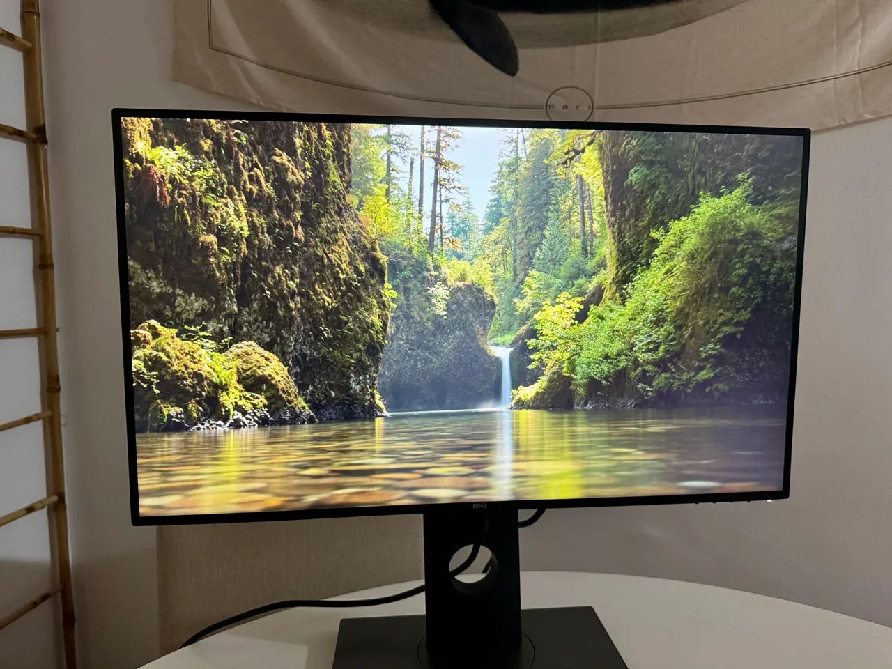 Dell UltraSharp U2718Q 27 polegadas 4K IPS - Ideal p/ Edição, Design e Produtividade - Foto 5