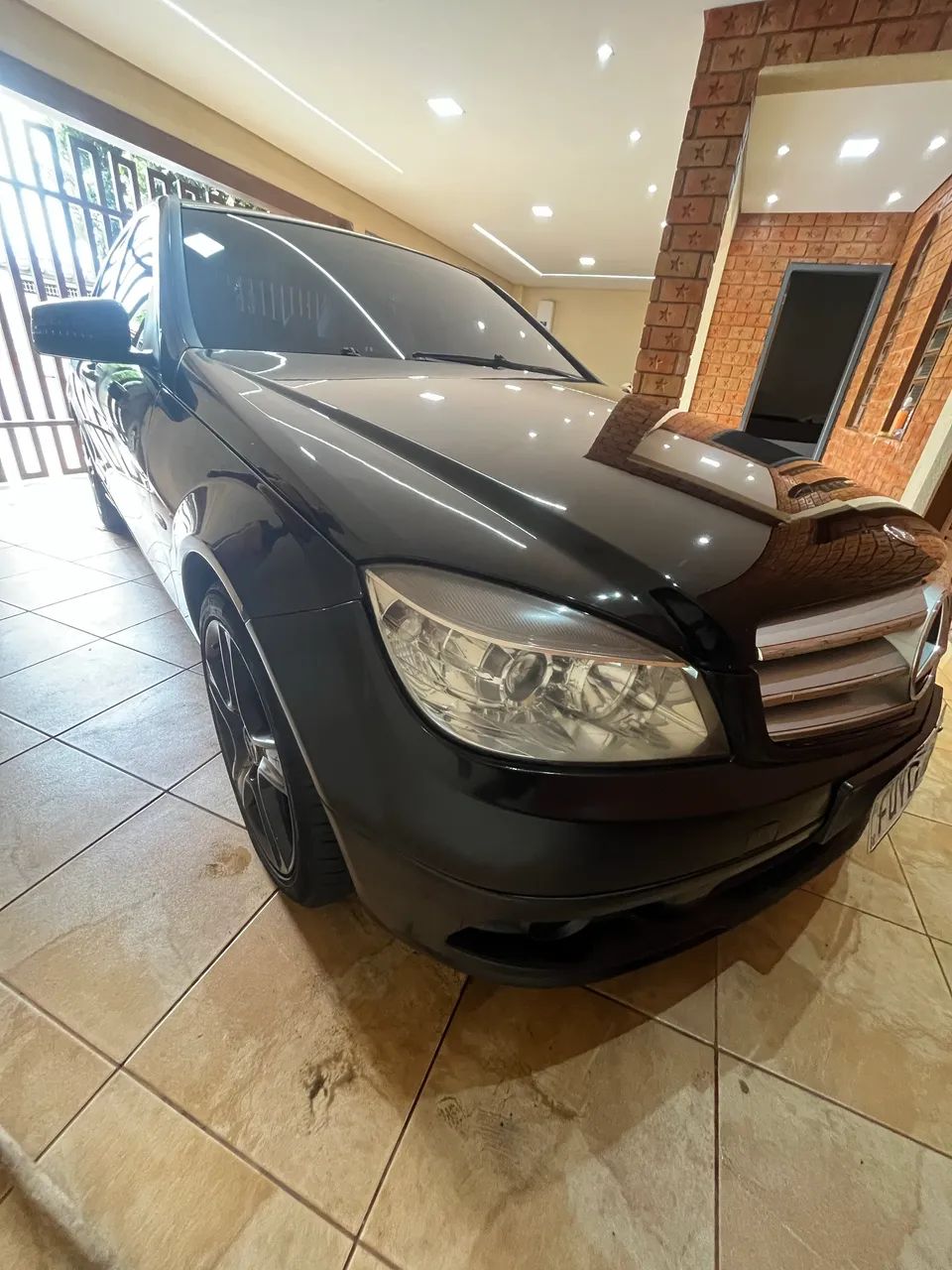 Mercedes-Benz C-180 CGI Classic 1.8 16V 156cv Aut. 2011