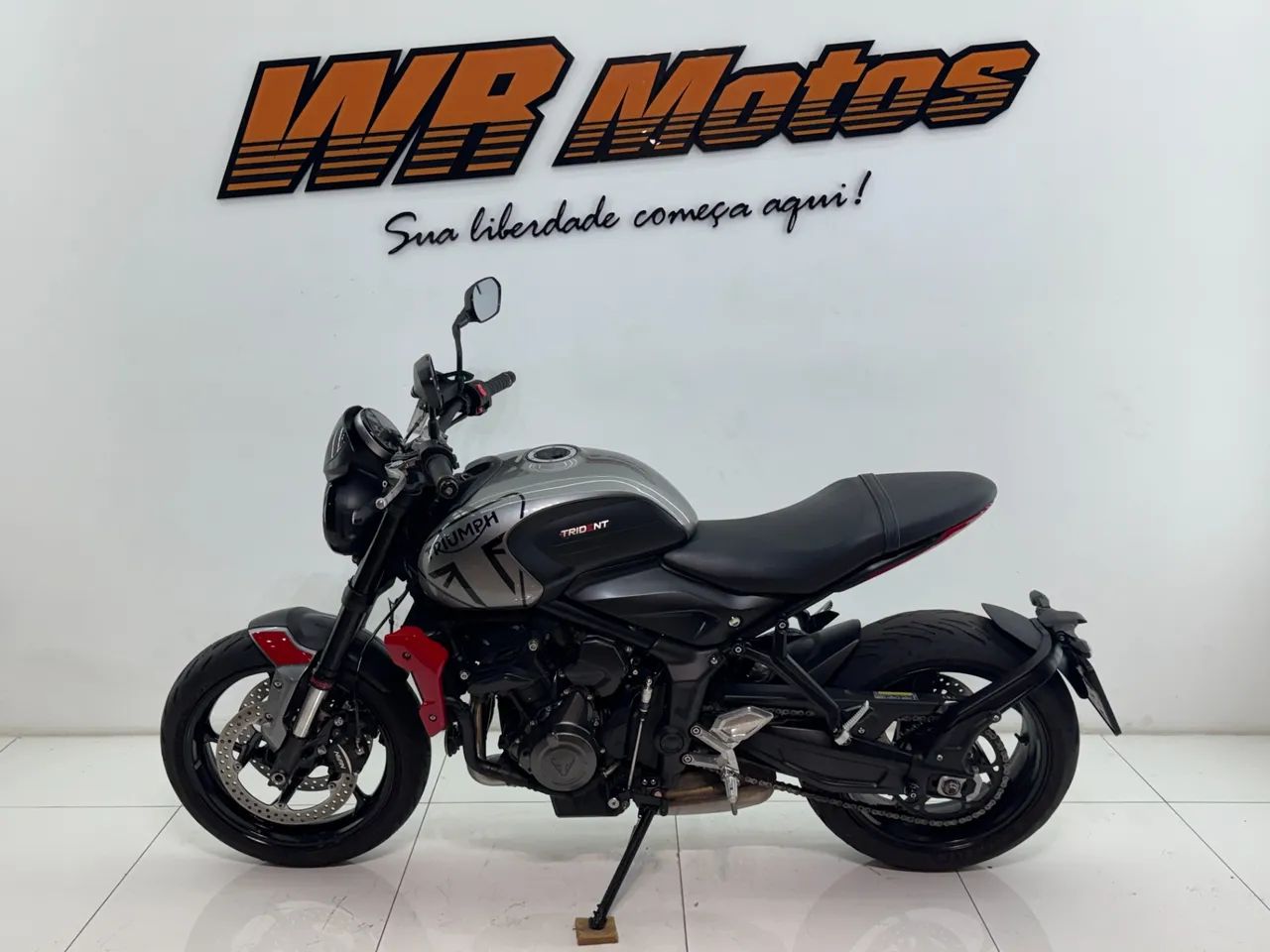 TRIUMPH TRIDENT 660 - Foto 4