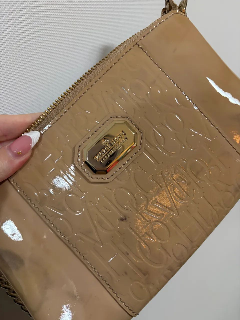 BOLSA VICTOR HUGO | BEGE COM CORRENTE  - Foto 4