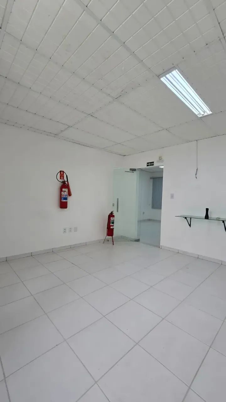Escritório para aluguel com 220 metros quadrados com 1 quarto em Parque 10 de Novembro - M - Foto 3