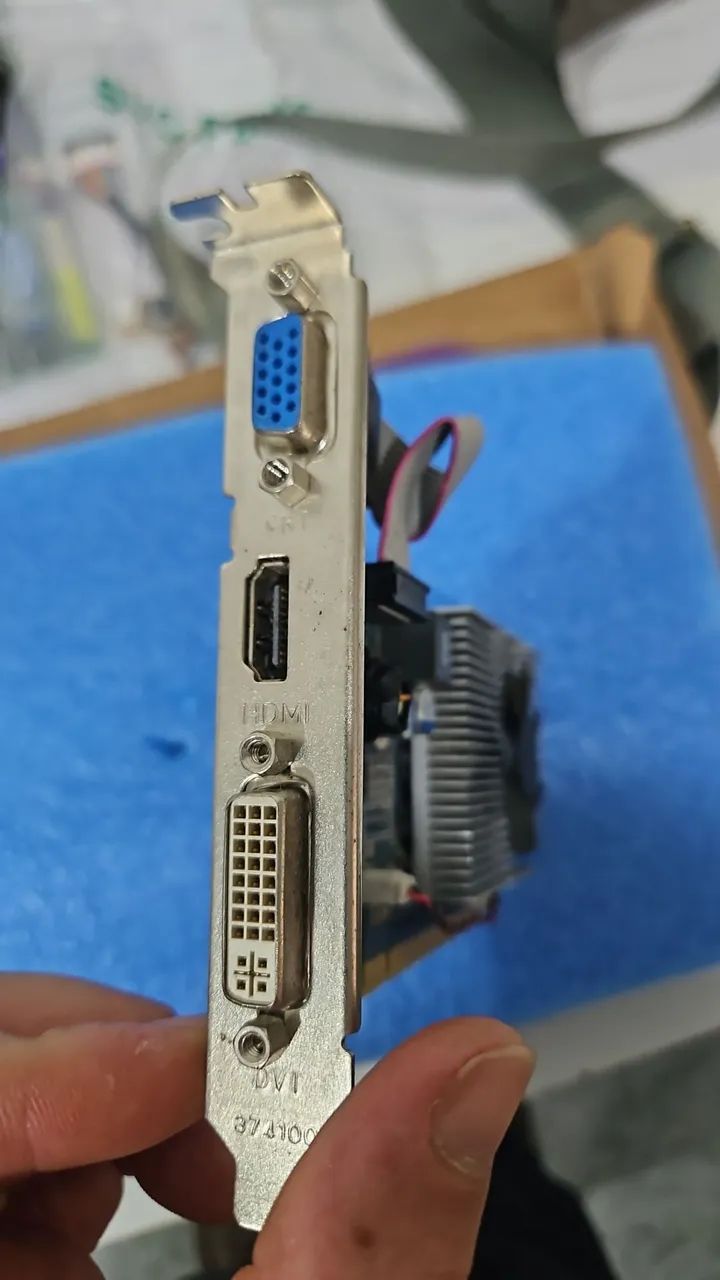 Placa de Vídeo GeForce 310 512mb DDR2 - Foto 2