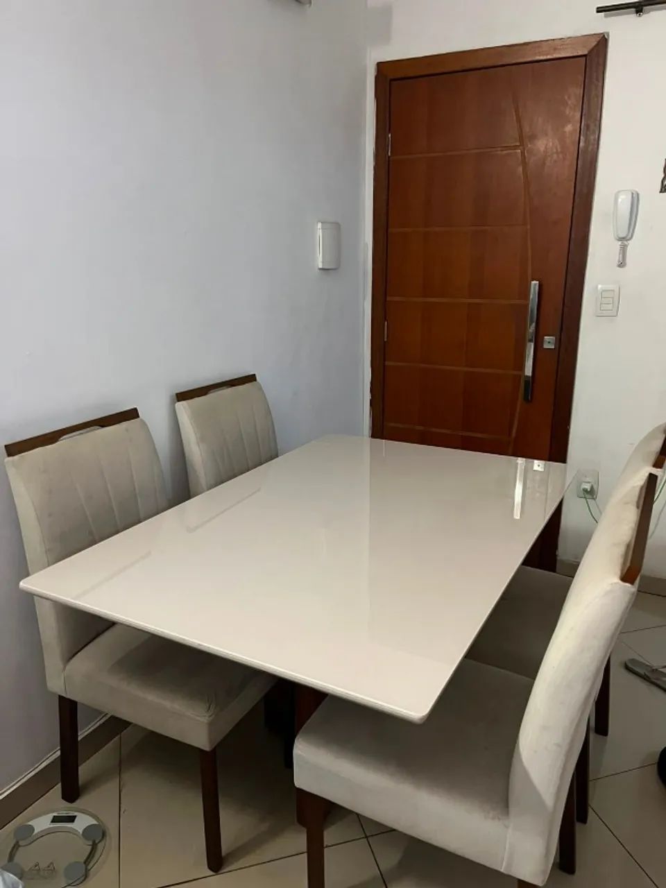 Mesa de jantar + 4 cadeiras - Foto 5
