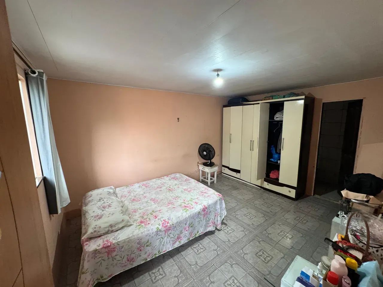 VENDO CASA COM DUAS MORADIAS - Foto 3