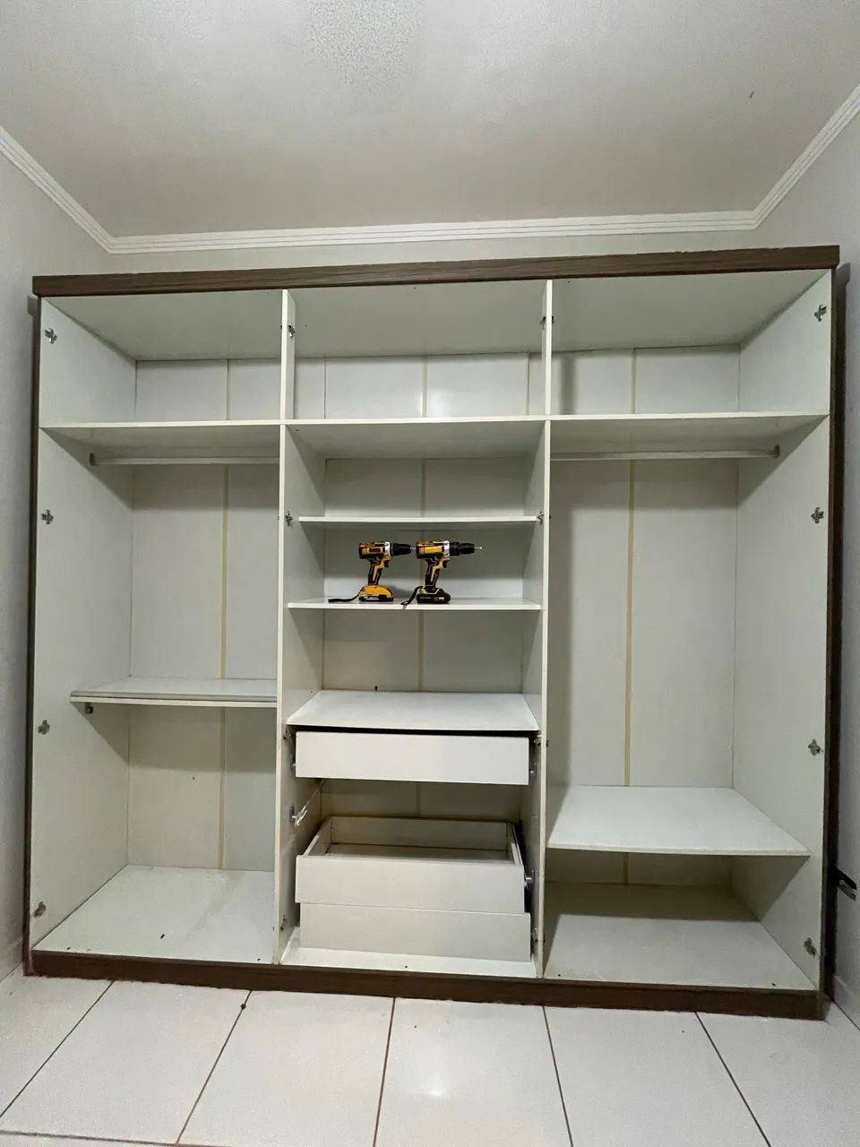 Vendo guarda-roupa usado! Entrega e montagem grátis  - Foto 4