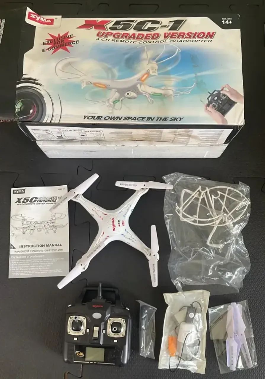 Drone Syma X5c-1 Com Câmera Hd Branco 1 Bateria (defeito)