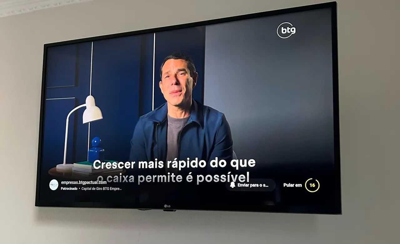 Smart TV LG 43 polegadas 4K - Foto 2