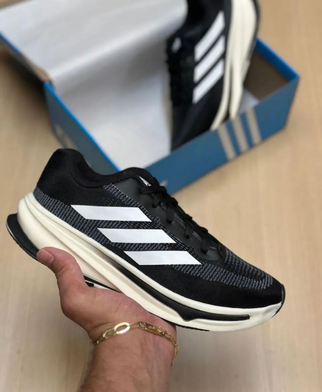 Tenis