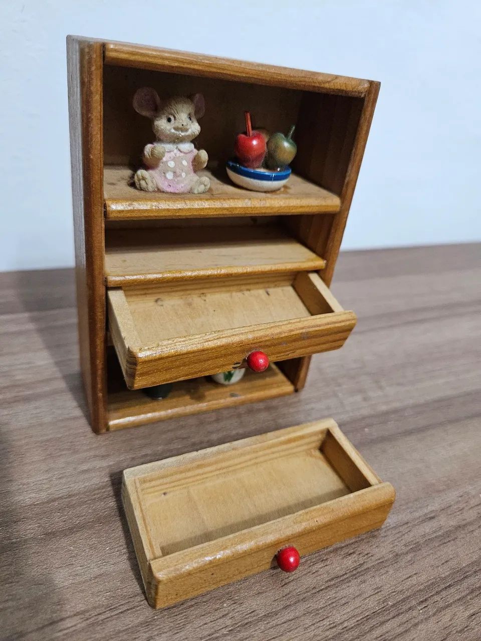 Mini Cômoda Casinha de Boneca - Foto 2