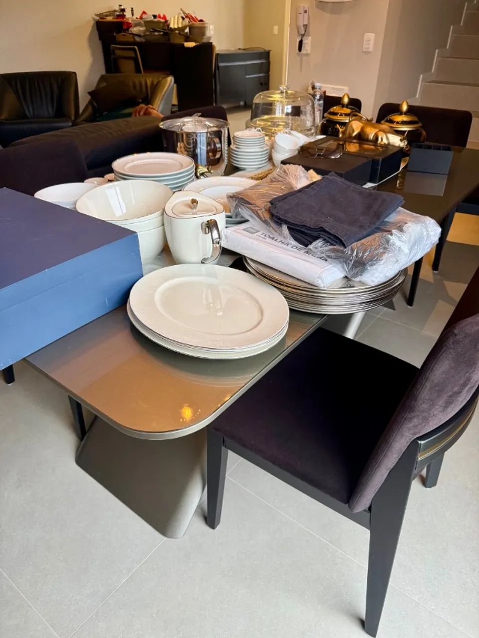 Mesa de Jantar Premium Grafite 6 lugares  - Foto 3