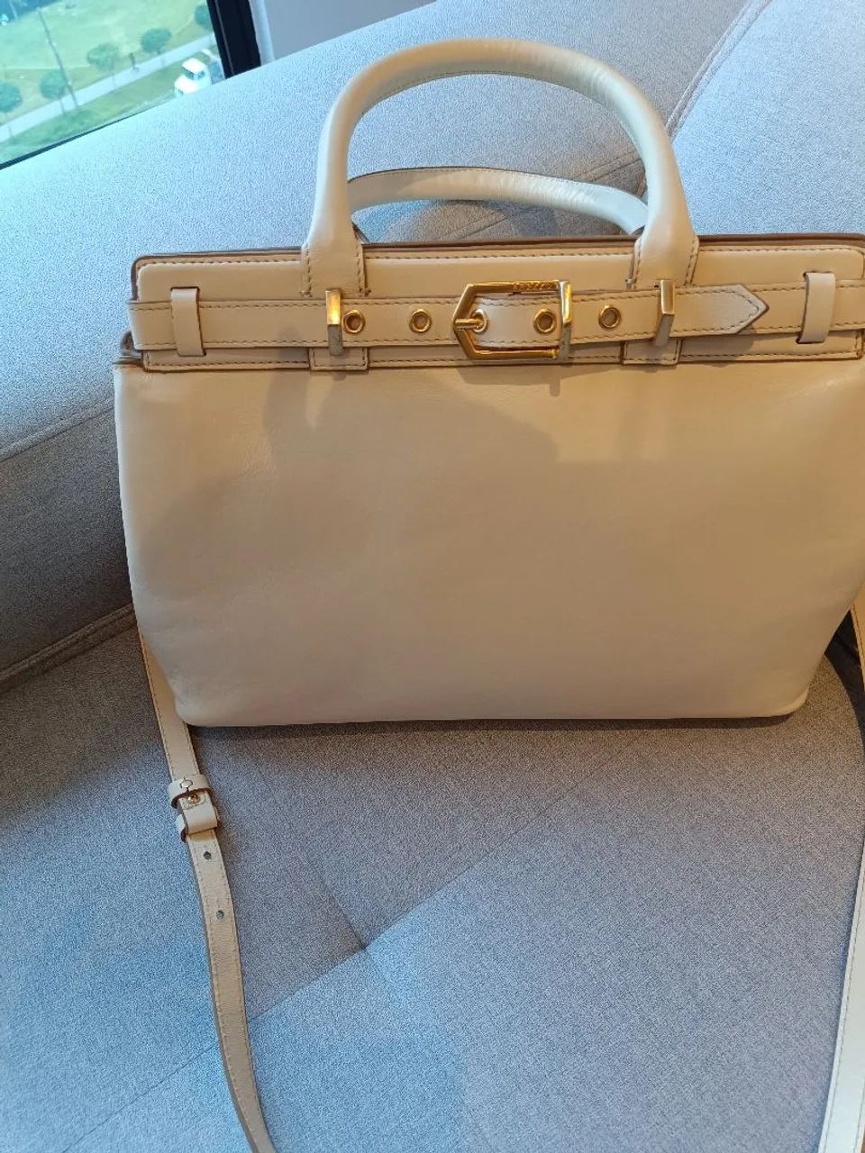 Bolsa Victoria Arezzo off white Tam Grande  - Foto 3