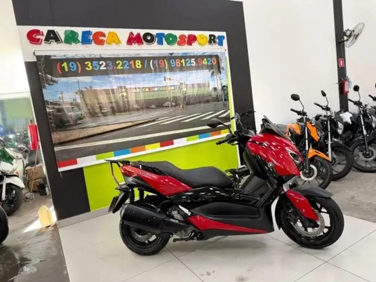 YAMAHA XMAX ABS