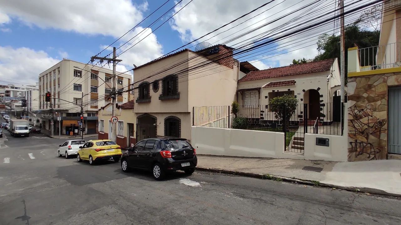 Casa 6 quartos - Passos