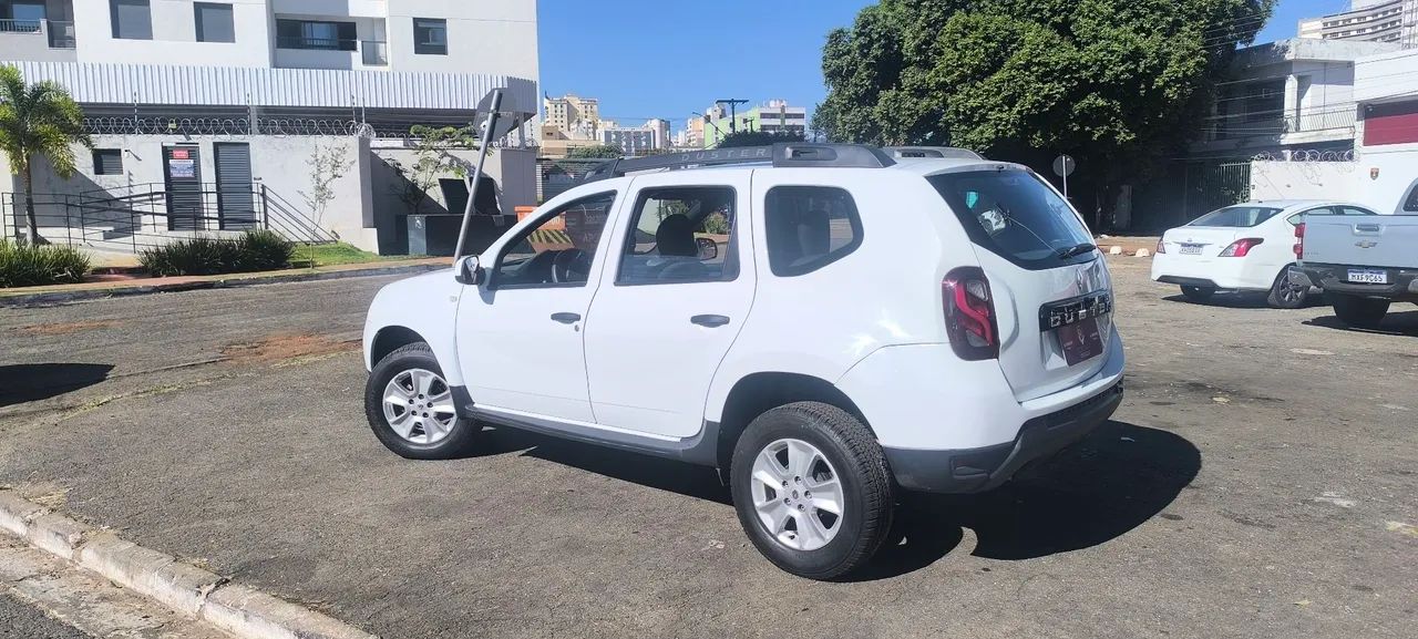 Renault Duster Expression 1.6 Hi-flex 16V Mec. 2016 - Foto 3