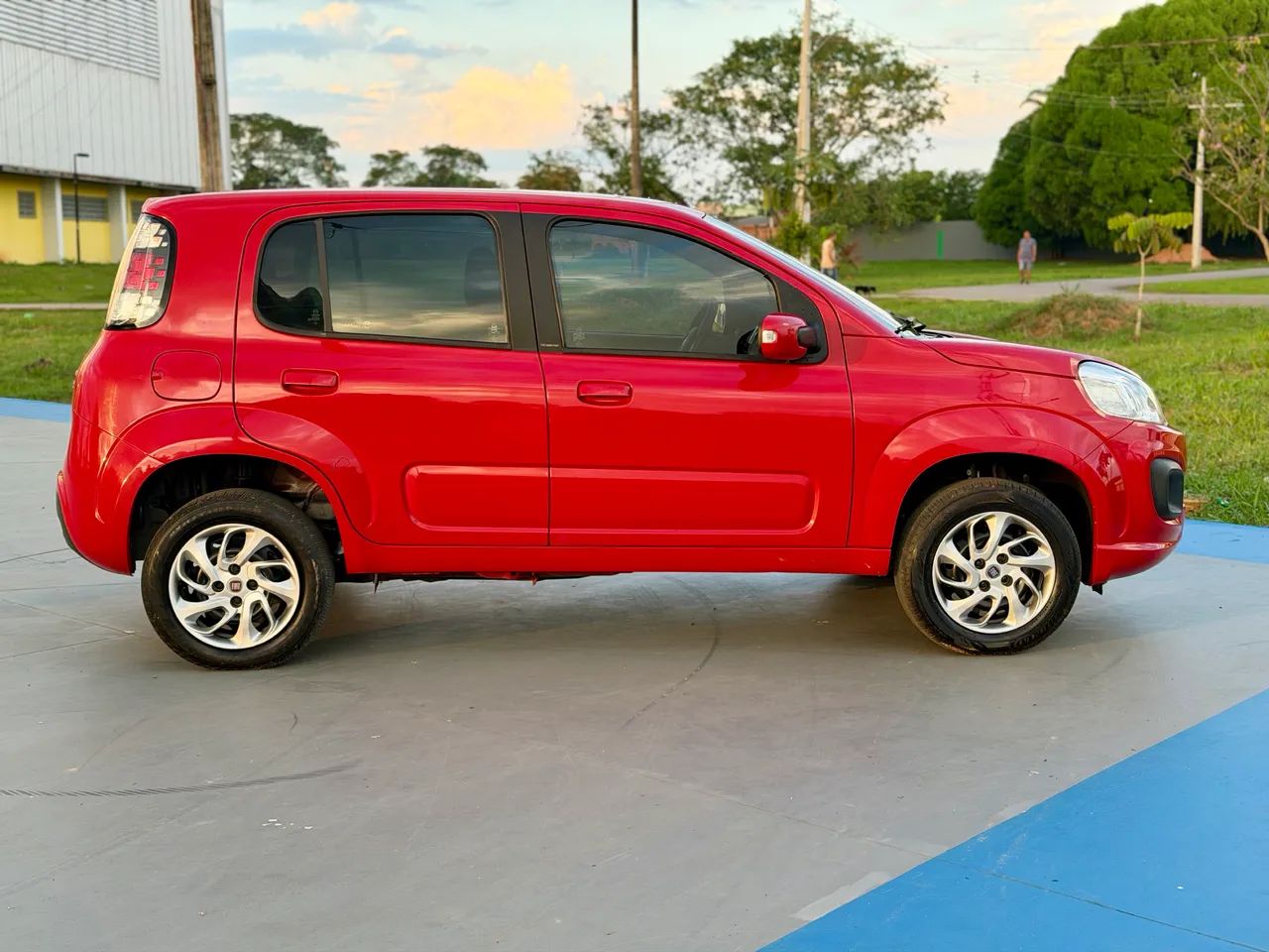 Fiat Uno Attractive 1.0 Flex 6V 5P 2017 - Foto 5