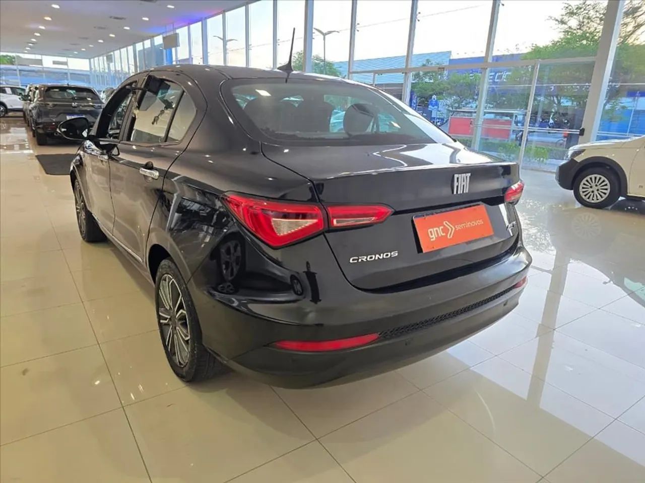 Fiat Cronos Precision 1.8 16V Flex Aut. 2019 - Foto 4
