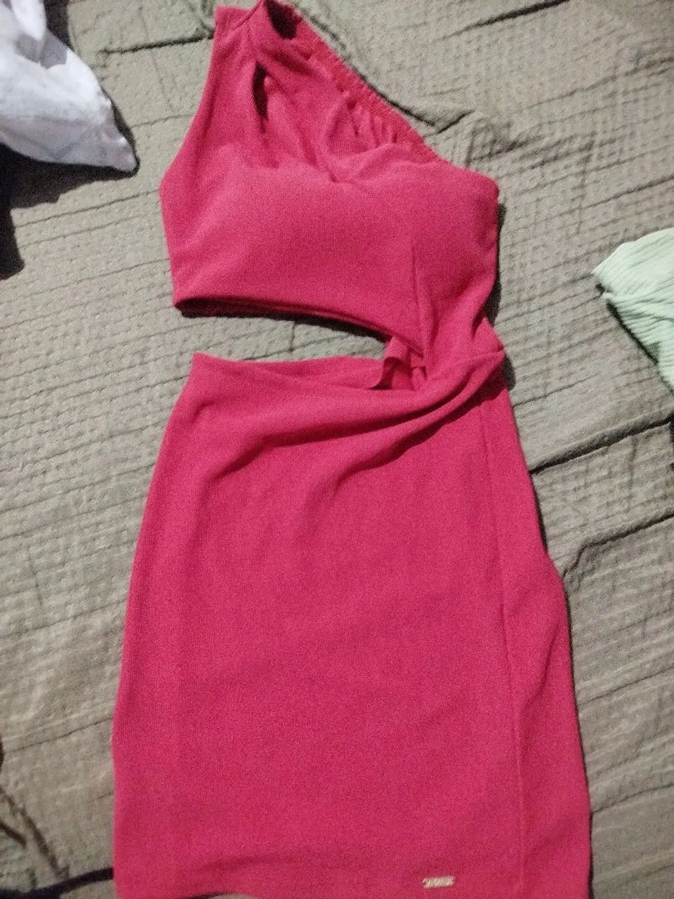 Vestido vermelho nunca usado