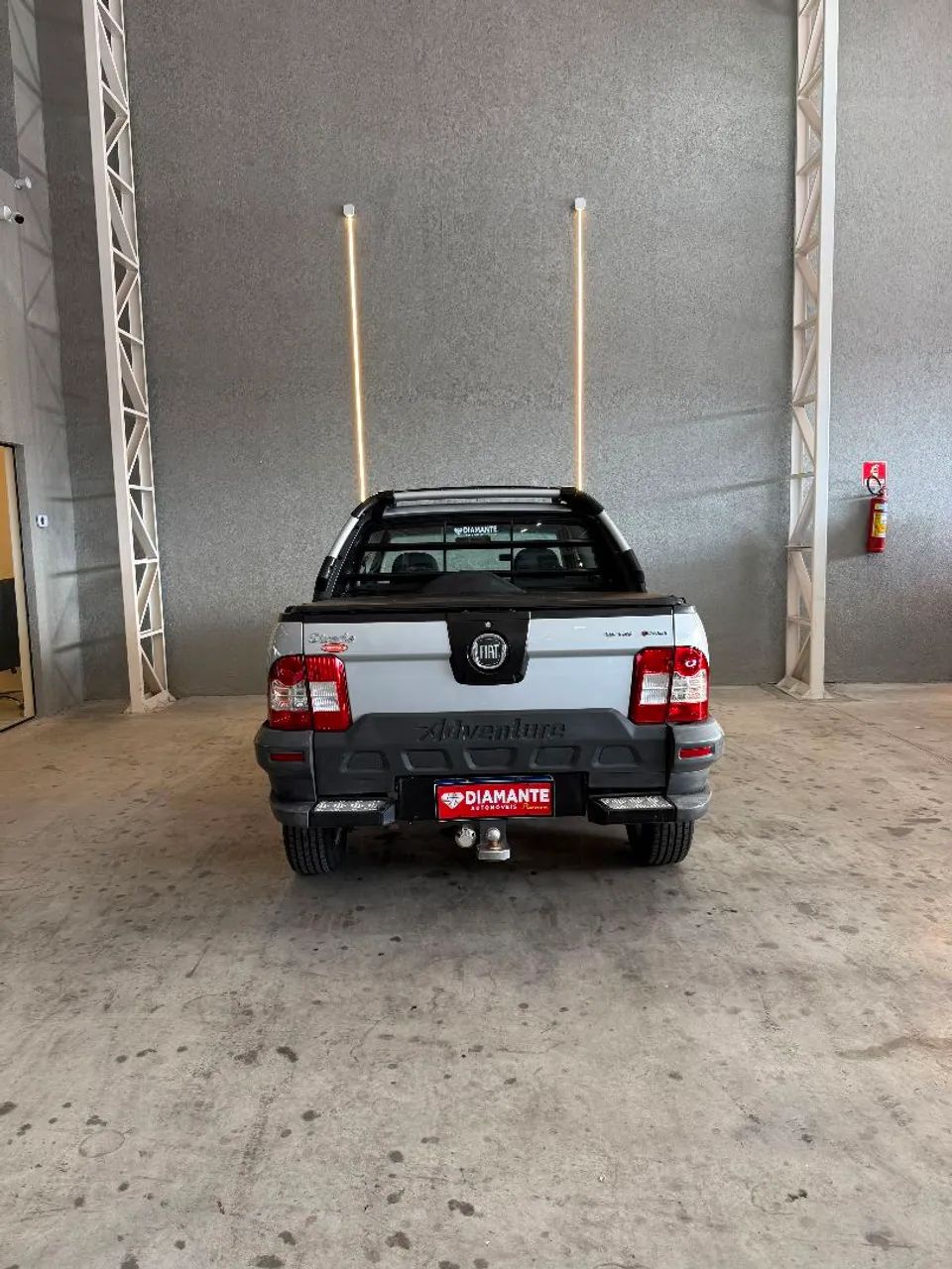 Fiat Strada Adventure1.8/ 1.8 Locker Flex CD 2012 - Foto 2