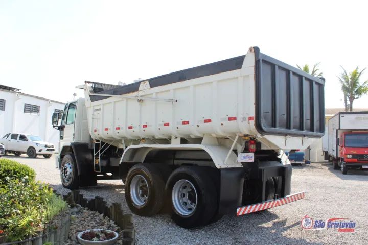 ford cargo 2428 2011 - Foto 4