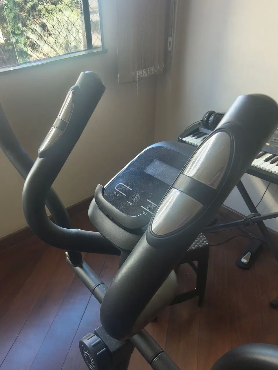 Bicicleta ergométrica com elíptico - 2 em 1  - Foto 3