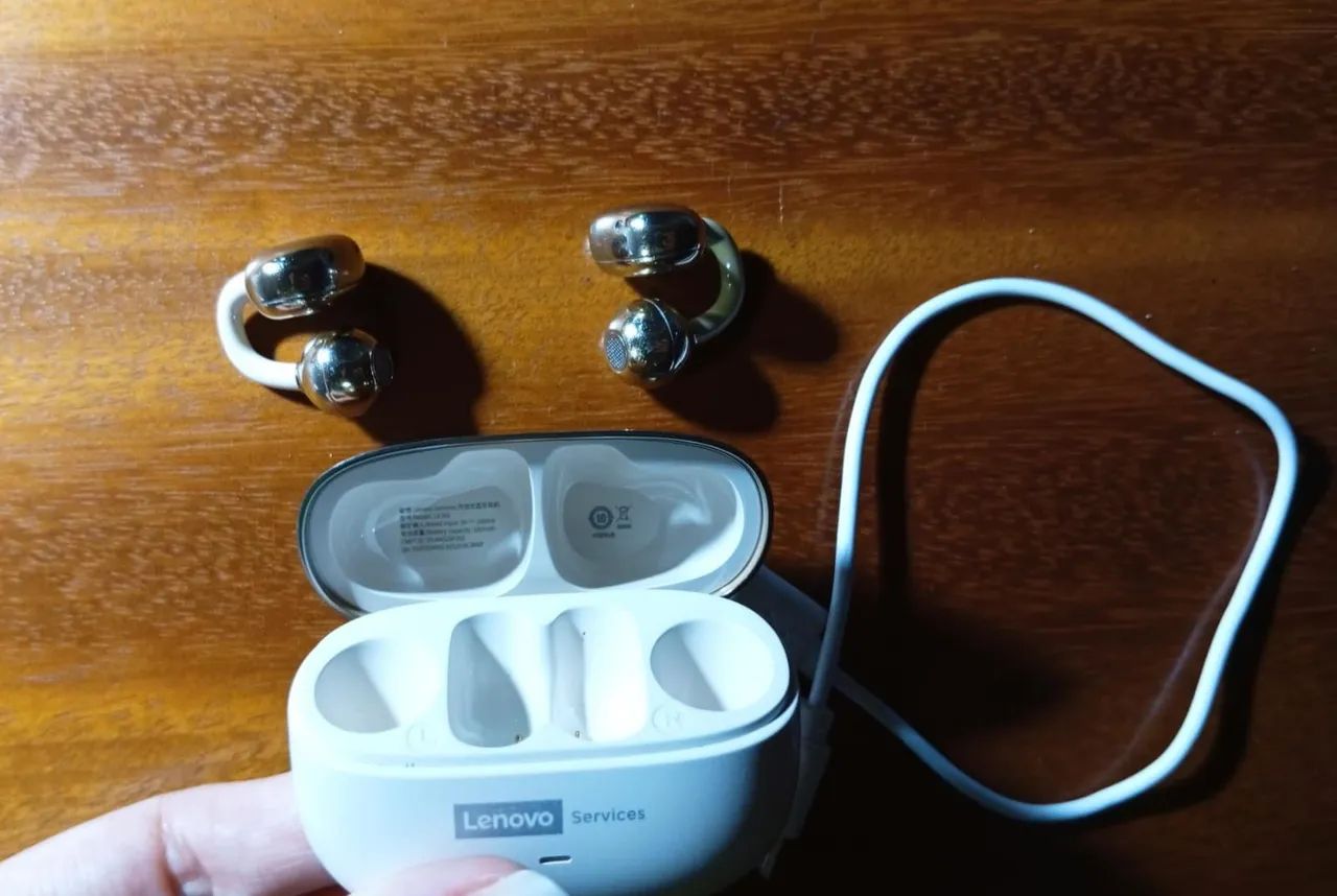 LENOVO FreeClips Golden Earphone - NEW (includes cable)