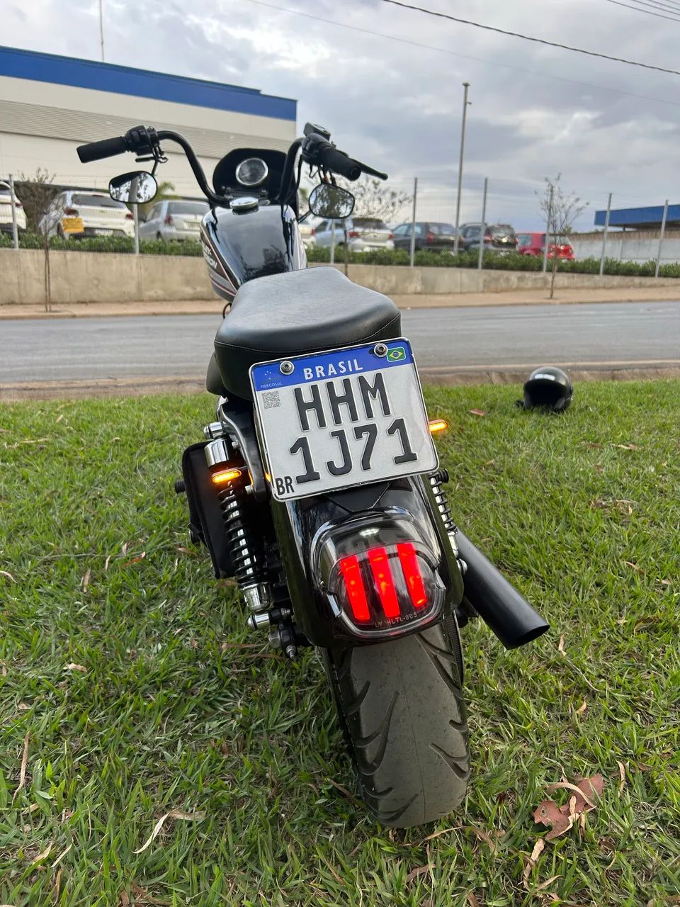 883 R Harley Davidson  - Foto 4