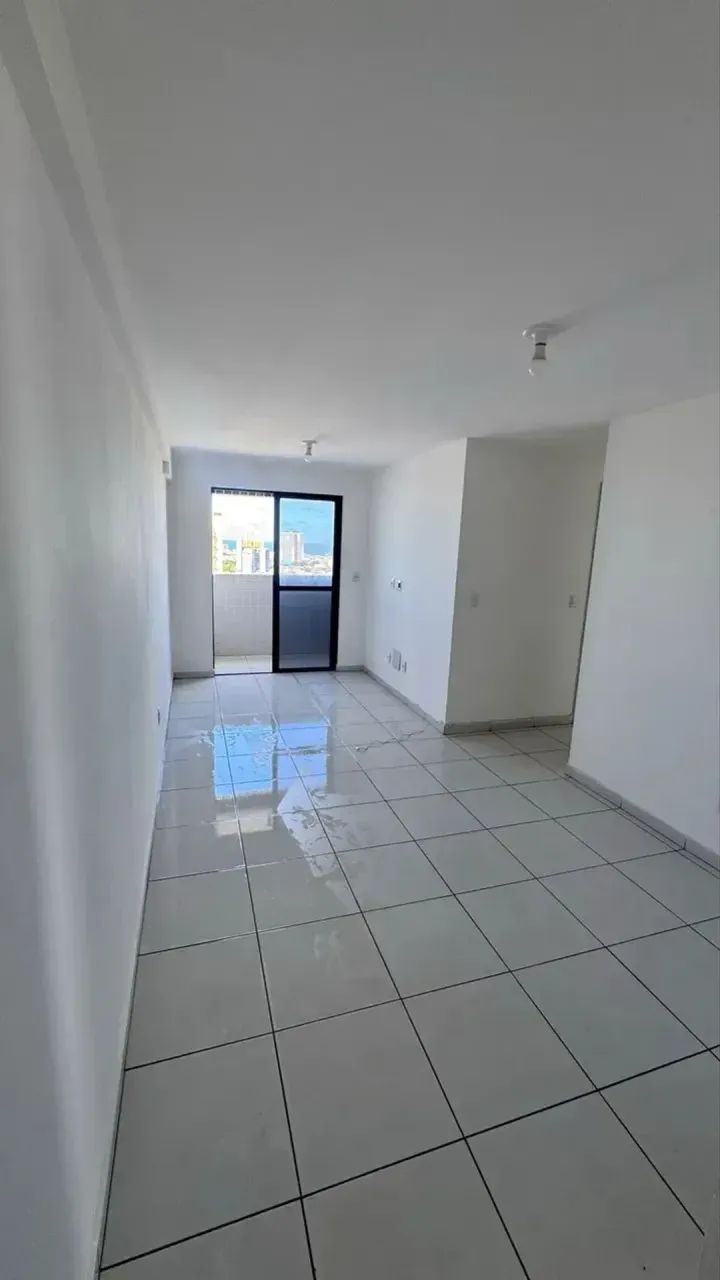 3 QUARTOS FAROL COM VARANDA