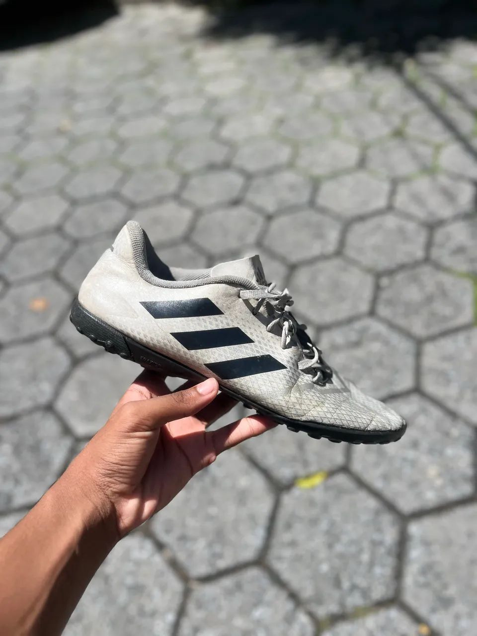 Chuteira Adidas Artilheira - Calçados Esportivos - Alcântara, São