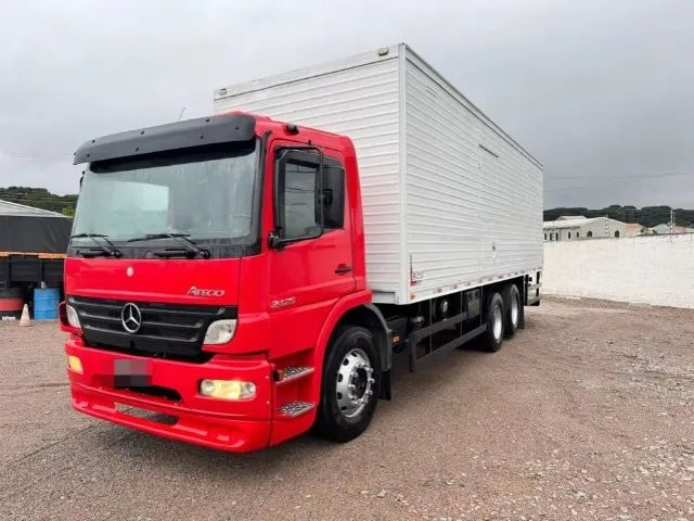 Mb atego 2425 6x2 bau 2011