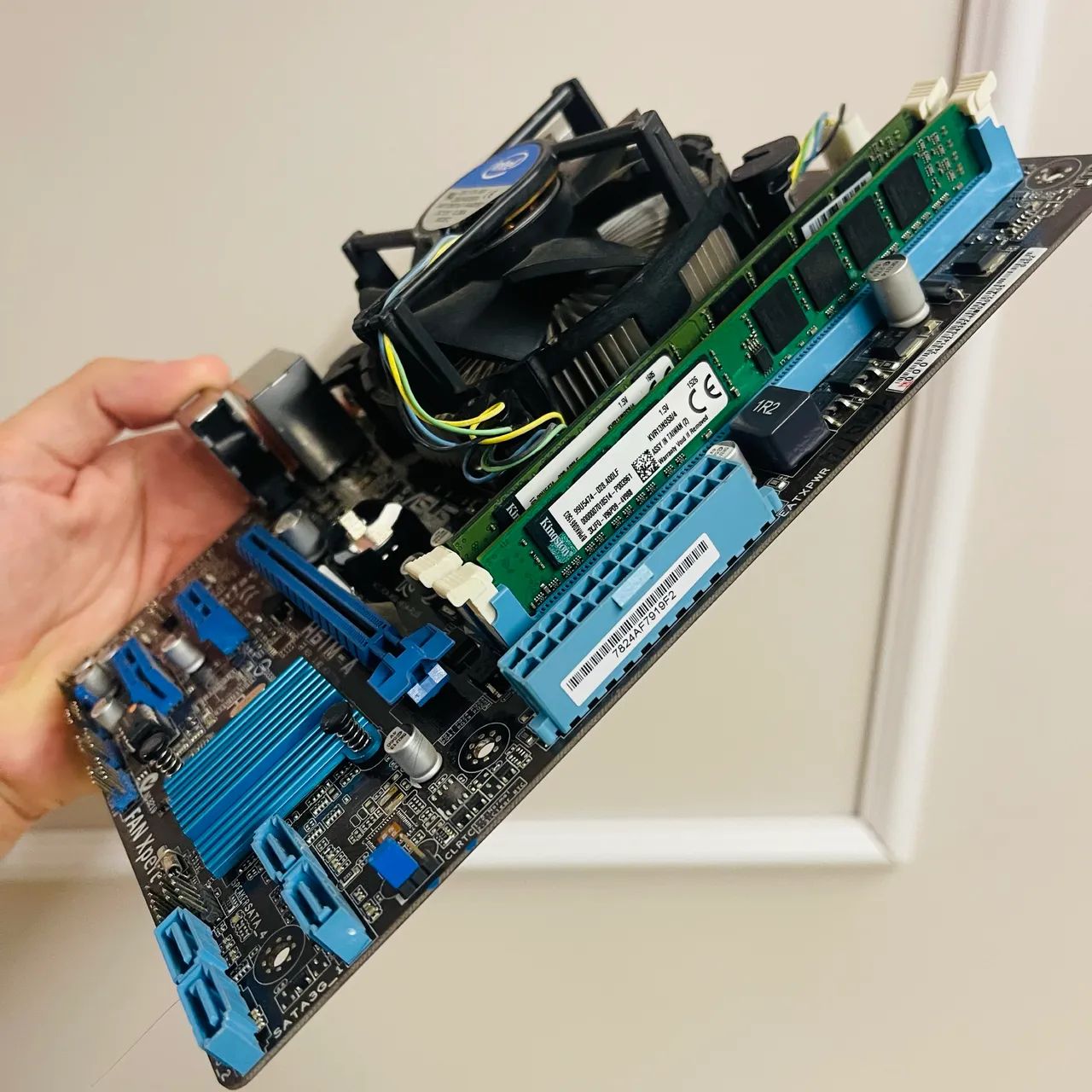 Placa-mãe + Processador i3 + 8gb ram - Foto 4