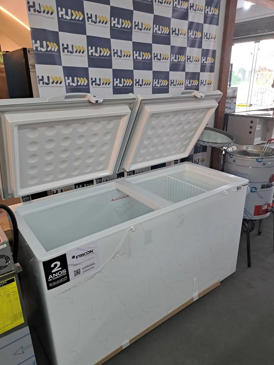 Ac freezer 500lts horizontal 