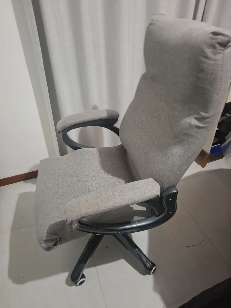 Cadeira de Escritório  - Foto 4