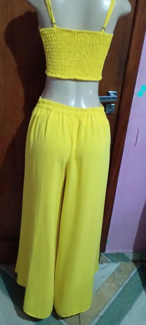 Conjunto pantalona e croped  - Foto 2