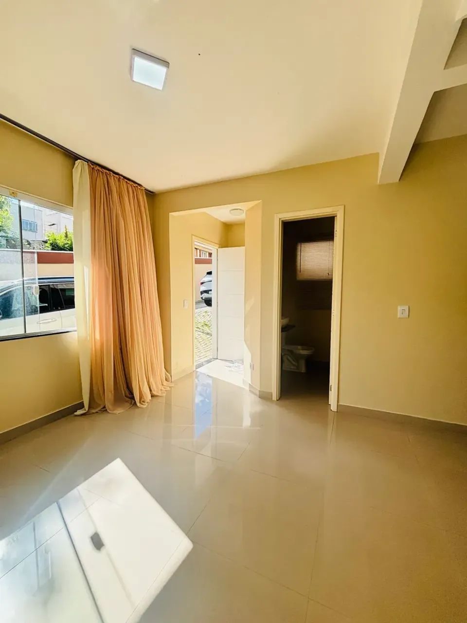 SOBRADO DE 160m² | 3 QUARTOS | PRÓXIMO A SANTA FELICIDADE - Foto 3