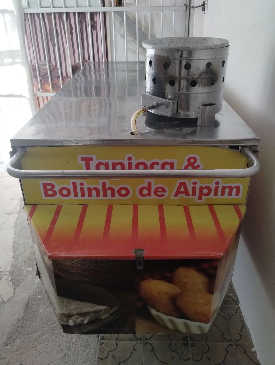 Carrinho para vender salgados e tapiocas recheadas 