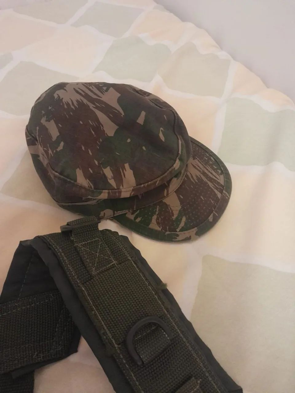 Boné Cinto Suspensório Militar Exército - Foto 5