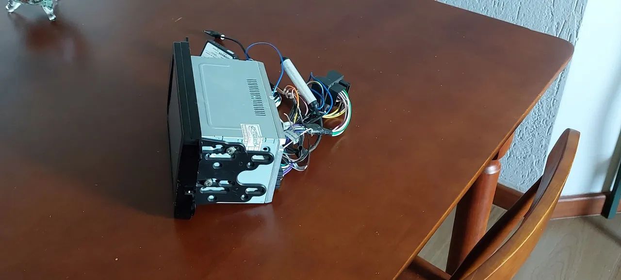 Som, com visor para câmera de ré.  - Foto 4