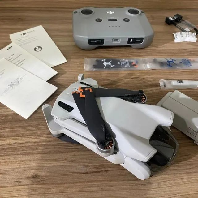 Drone DJI Mini 3 4K + Controle DJI RC - Foto 2