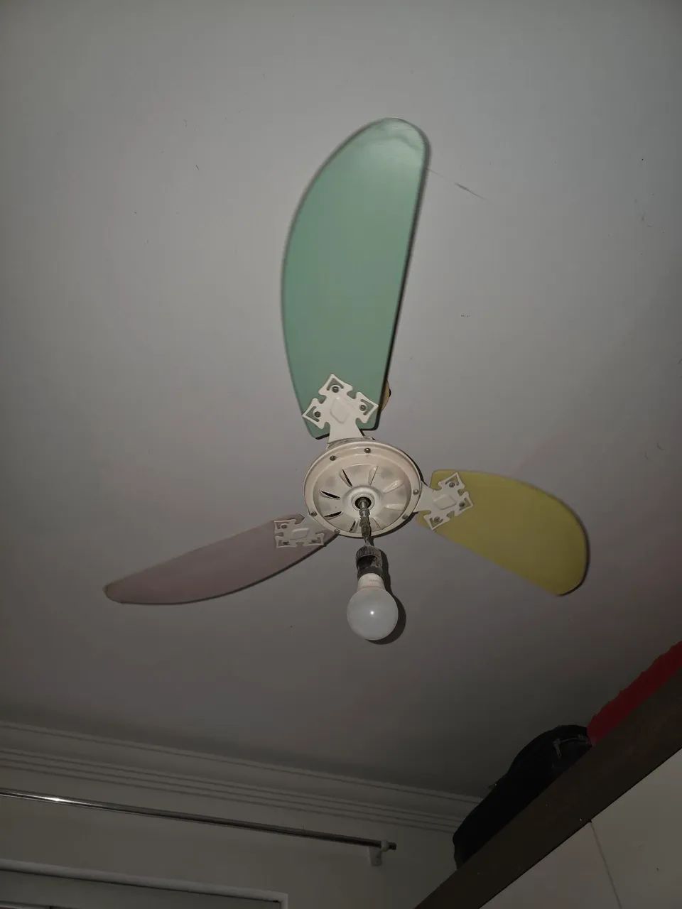 3 ventilador de teto funcionando perfeitamente  - Foto 2
