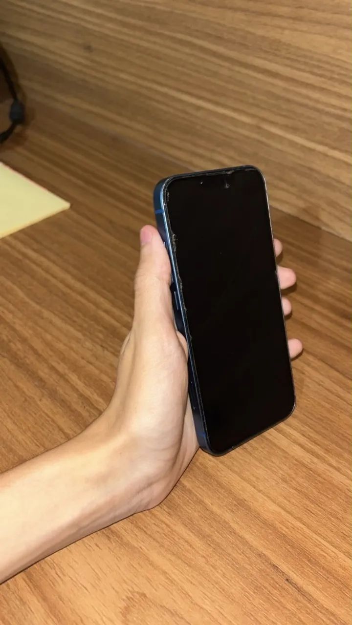 iPhone 13 128GB Azul - Funcionando - Leia a descrição - Foto 2