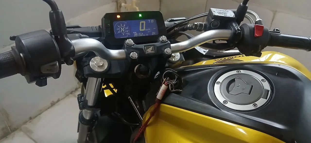 Cb 300f flex dourada. - Foto 3