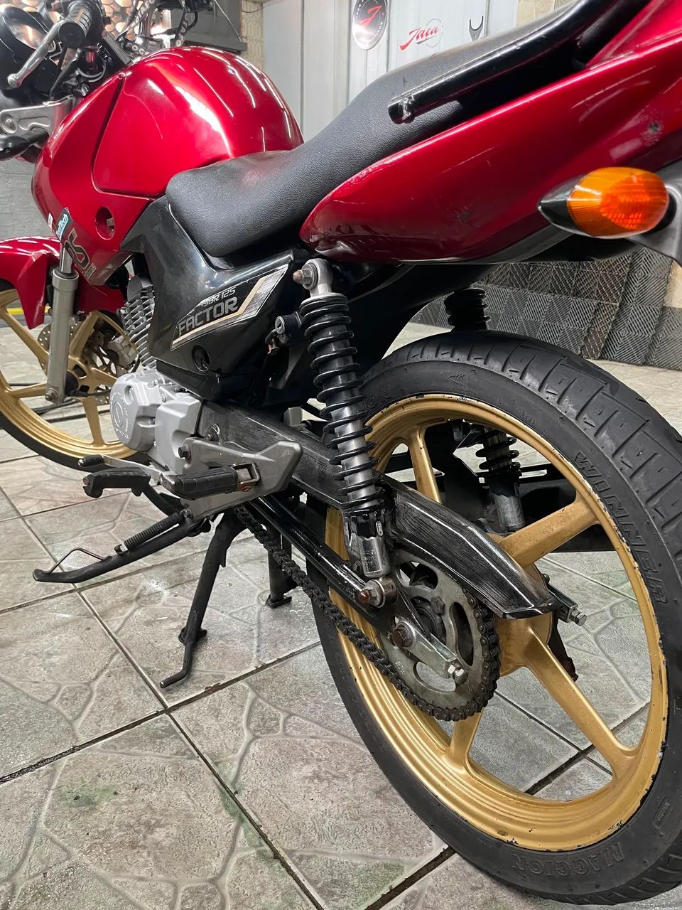 Yamaha YBR - Foto 4