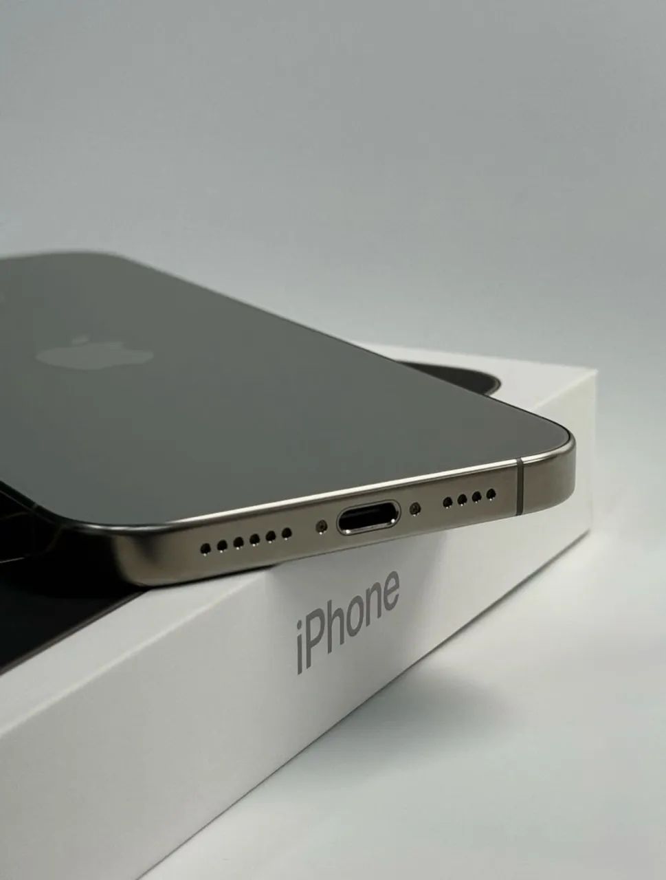iPhone 16 pro max 256gb cinza  - Foto 2