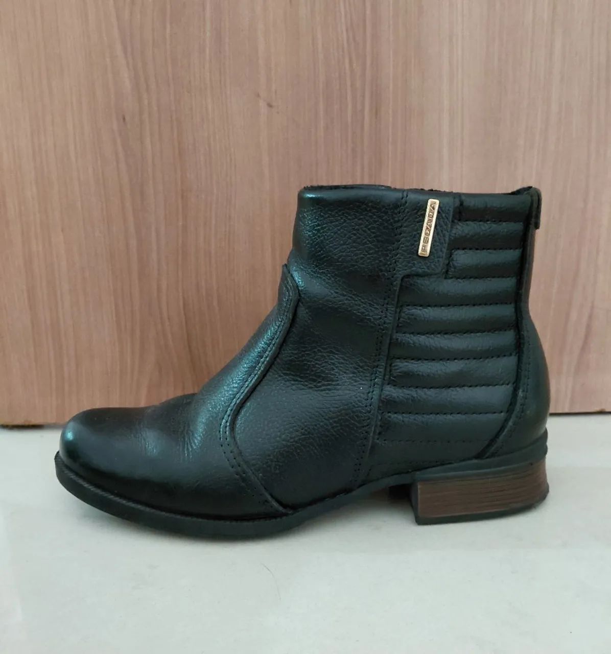 Bota de Couro feminina  - Foto 2