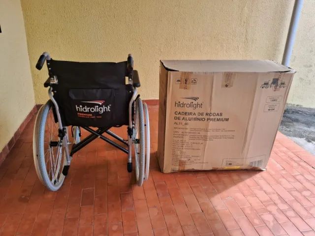Cadeira de rodas Alumínio HIDROLIGHT AL11 - Foto 2