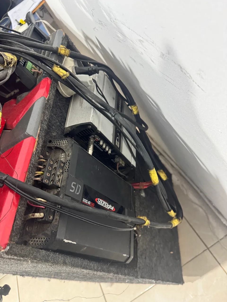 Som automotivo com grave e médio caixa bob - Foto 3